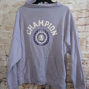 ♥️Champion Purple Sweatshirt XL Very good pre-owned condition 3 side snaps